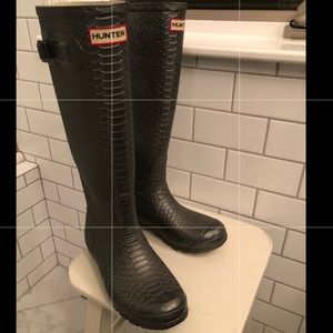 TALL HUNTER BOOTS
